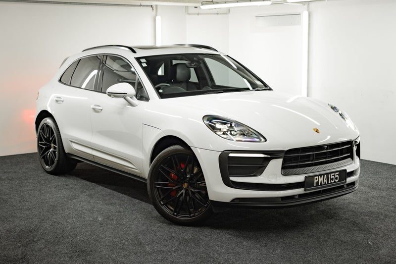 2022 Porsche Macan