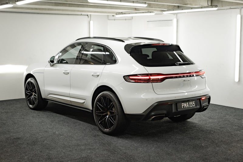2022 Porsche Macan, photo 3