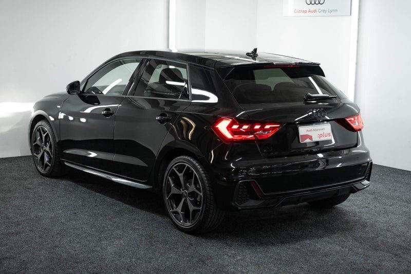 2026 Audi A1 35 TFSI S line, photo 3