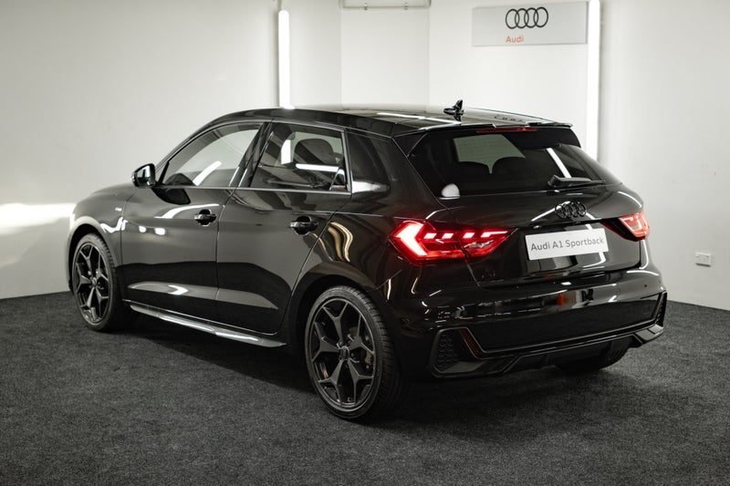 2026 Audi A1 35 TFSI S line, photo 3