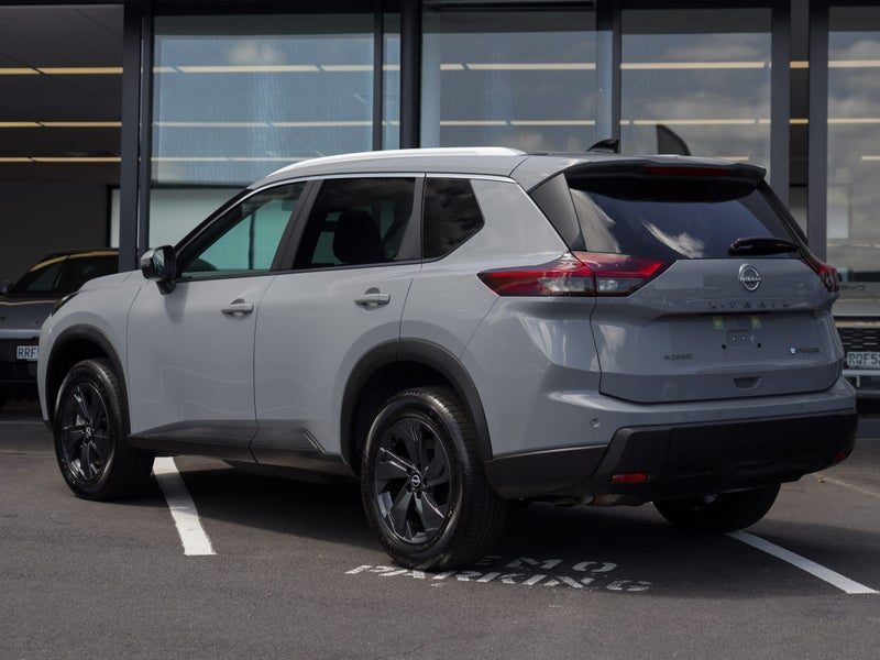 2026 Nissan X-Trail ST-L E-Power 4X4, photo 2