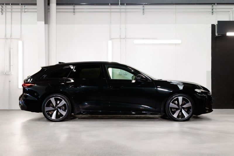 2026 Audi A5 e-Hybrid Avant S line, photo 3