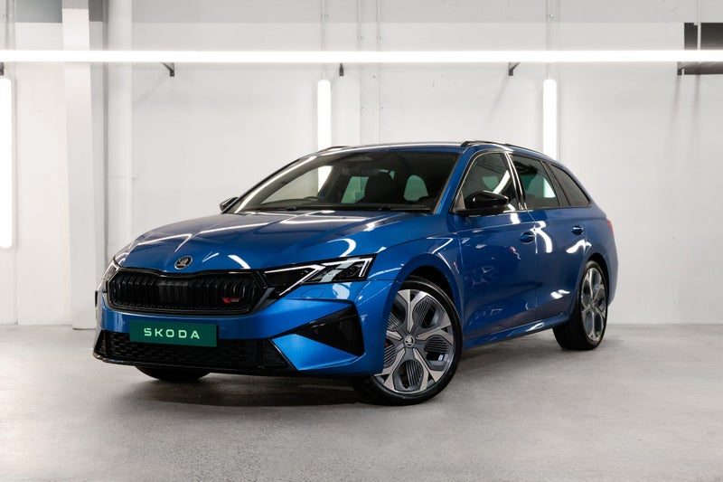 2026 Skoda Octavia Wagon RS, main photo