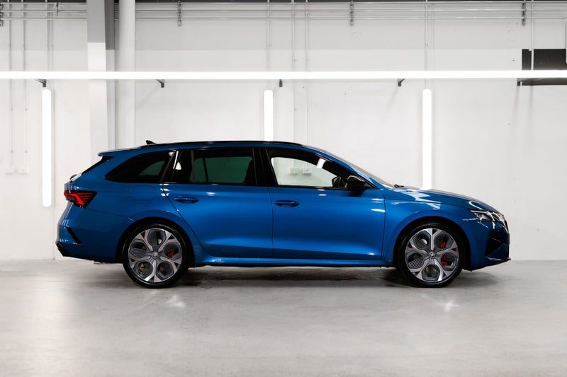 2026 Skoda Octavia Wagon RS, photo 3