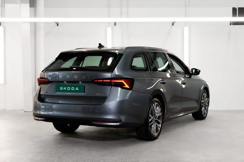 2026 Skoda Octavia Wagon mHEV (mild-hybrid), photo 2