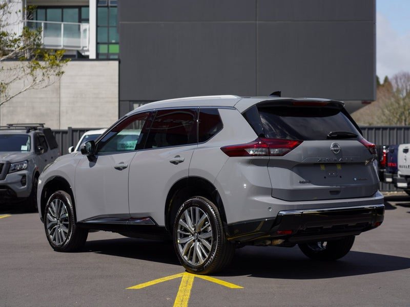 2026 Nissan X-Trail Ti-L, photo 2