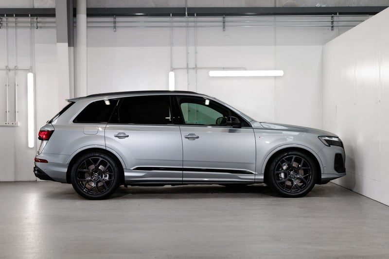 2026 Audi Q7 50 TDI quattro tiptronic, photo 3