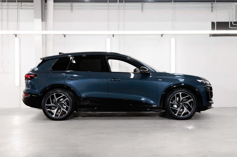 2026 Audi Q6 e-tron 315kW quattro S line, photo 3