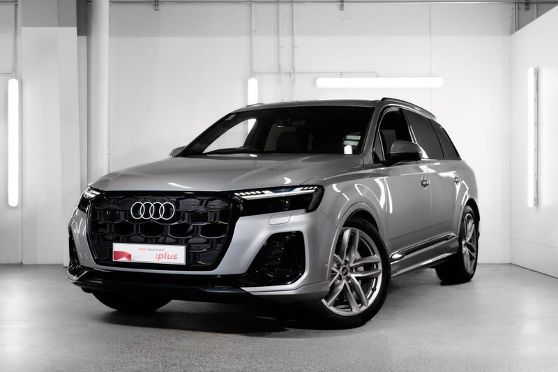 2024 Audi Q7 50 TDI quattro tiptronic