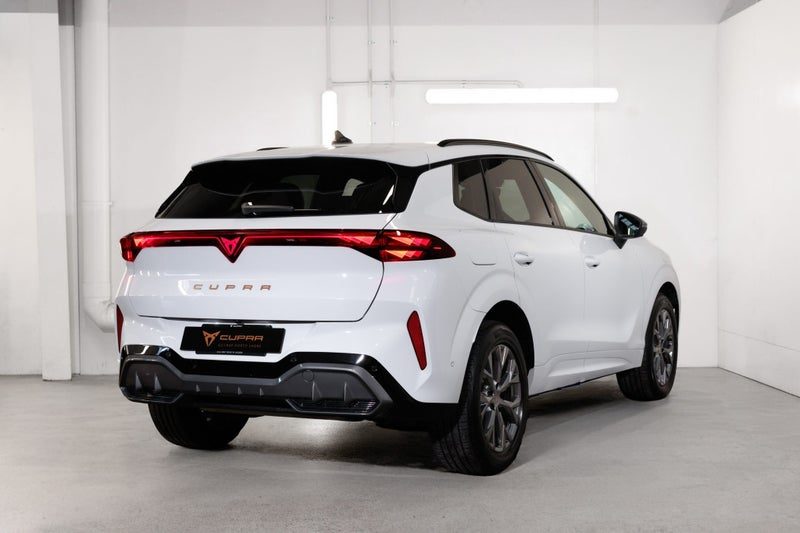 2025 Cupra Terramar V 4Drive, photo 2