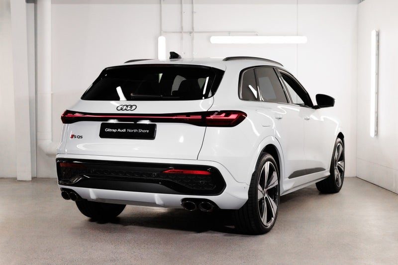 2025 Audi SQ5 SUV TFSI, photo 2