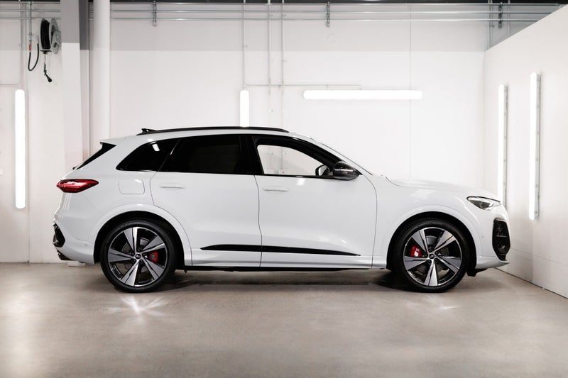 2025 Audi SQ5 SUV TFSI, photo 3
