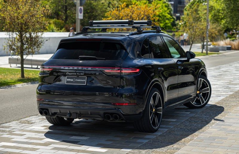 2018 Porsche Cayenne Turbo, photo 2