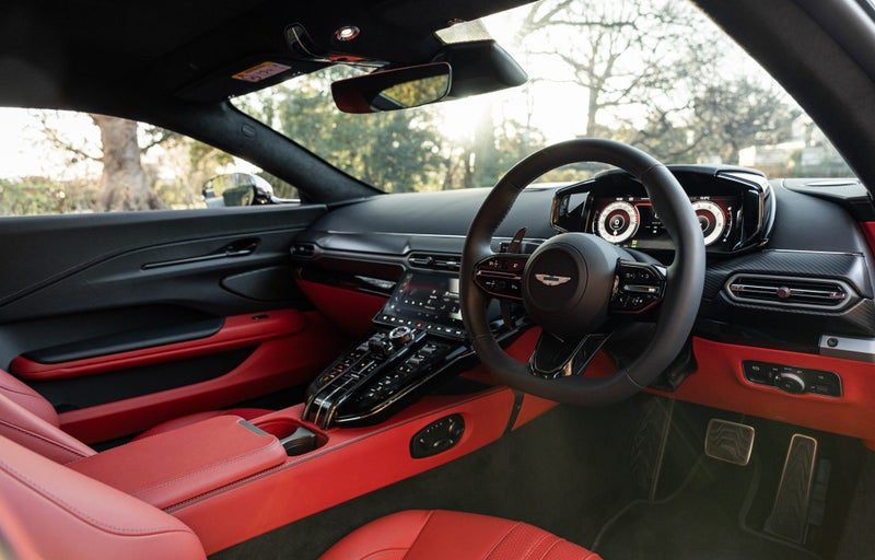 2026 Aston Martin Vantage Coupe, photo 3