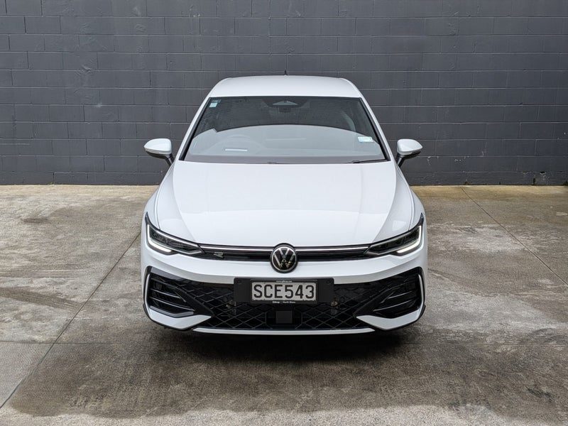 2026 Volkswagen Golf R-Line, photo 2
