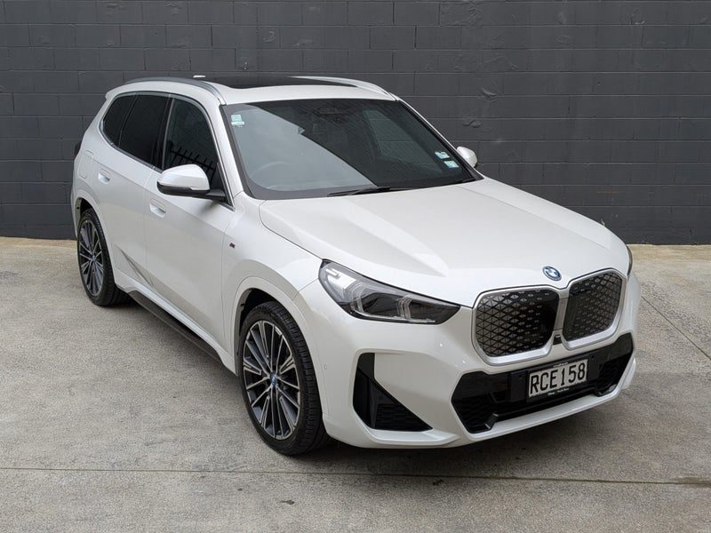 2025 BMW iX1 XDRIVE30