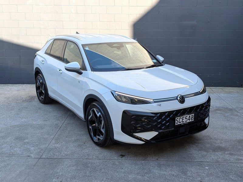 2026 Volkswagen T-Roc R-Line, main photo