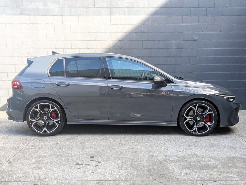 2026 Volkswagen Golf GTI, photo 3