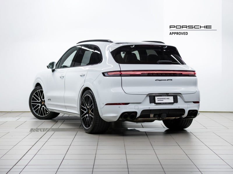 2025 Porsche Cayenne GTS (E3 II), photo 3