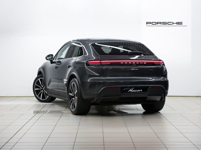 2026 Porsche Macan Electric (H2), photo 3