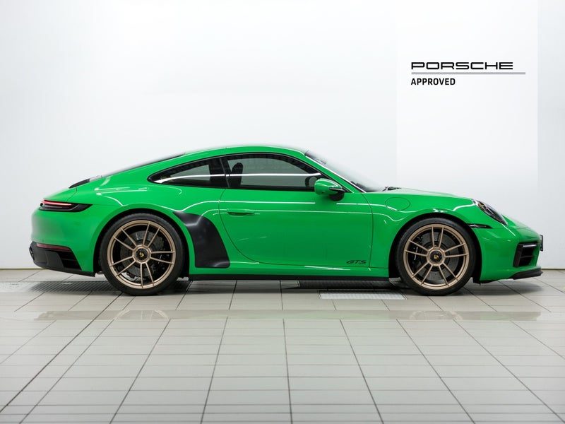 2022 Porsche 911 Carrera GTS (992.1), photo 2