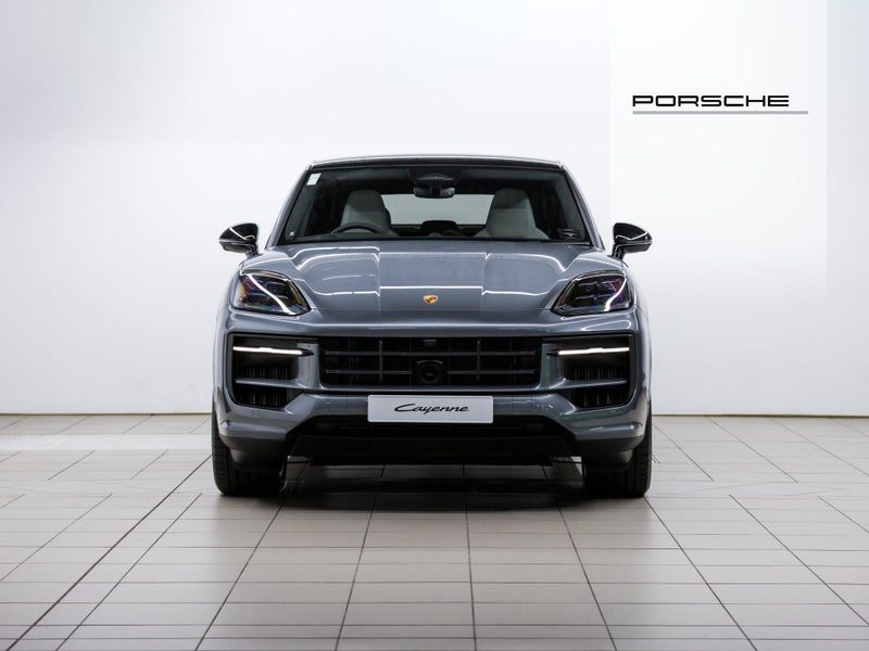 2026 Porsche Cayenne Coupe Black Edition (E3 II), photo 2