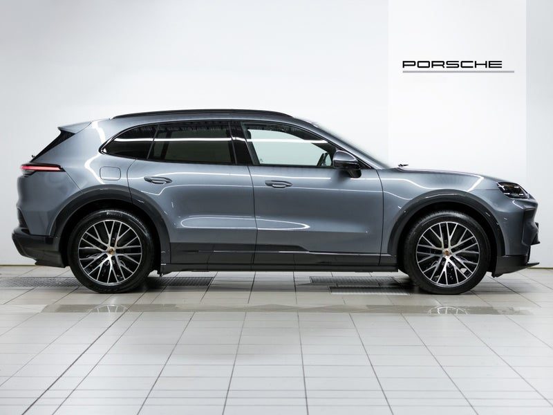 2026 Porsche Cayenne Electric (E4), photo 2