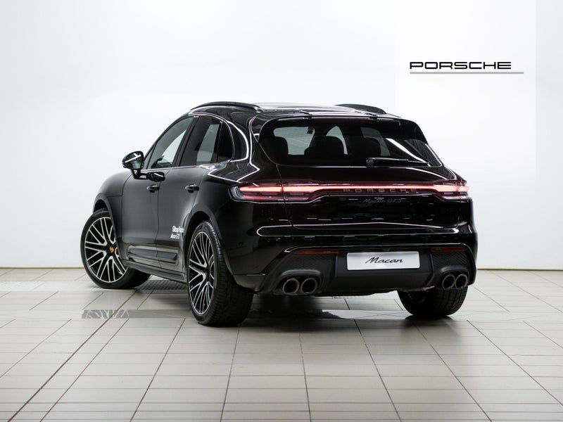 2026 Porsche Macan GTS (III), photo 3