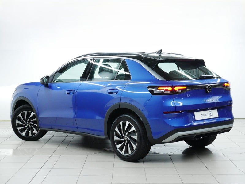 2026 Volkswagen T-Roc Life, photo 3