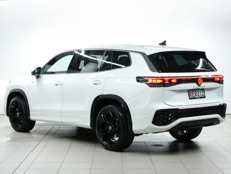 2025 Volkswagen Tayron R-Line AWD, photo 3