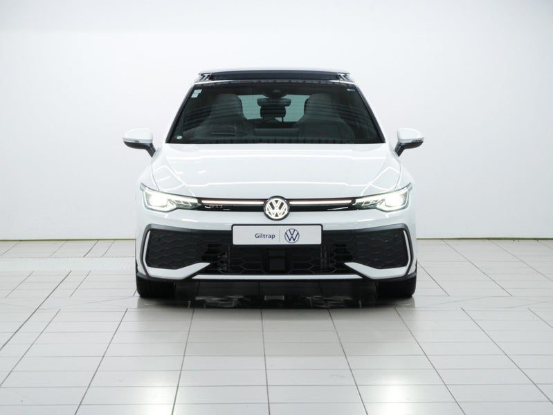 2026 Volkswagen Golf GTI Touring Package, photo 2