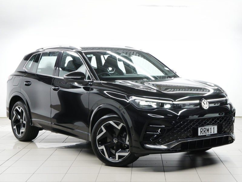 2026 Volkswagen Tiguan R-Line 2WD