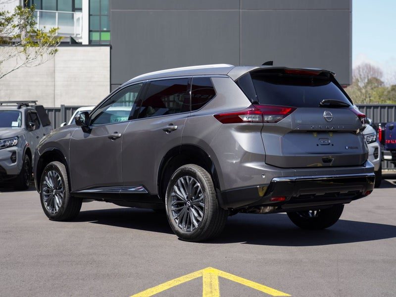 2026 Nissan X-Trail Ti-L, photo 2