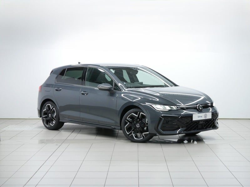 2026 Volkswagen Golf R-Line