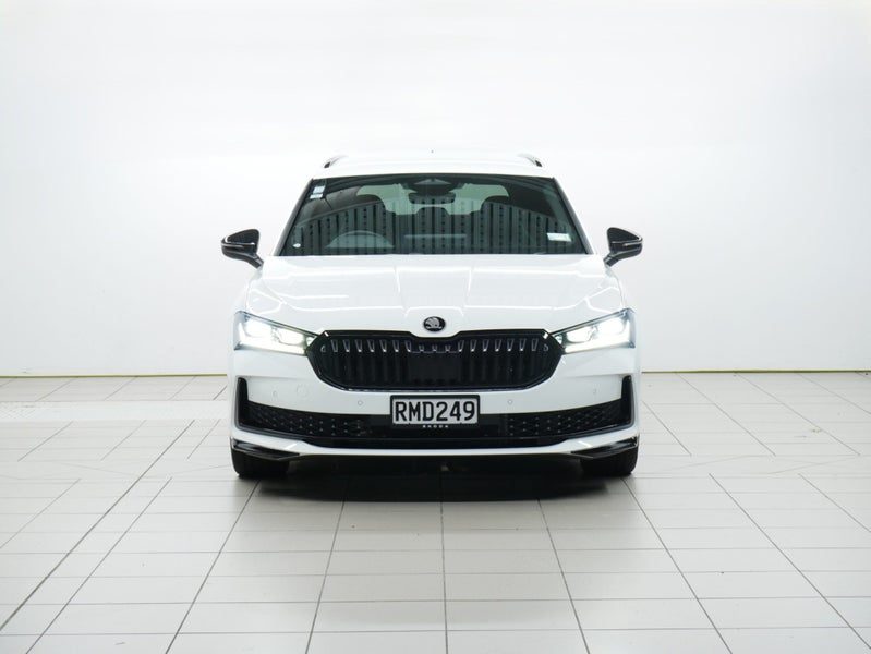 2025 Skoda Superb Wagon Sportline TSI 195, photo 2