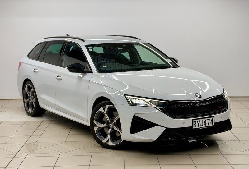 2026 Skoda Octavia Wagon RS TSI 195kW, main photo