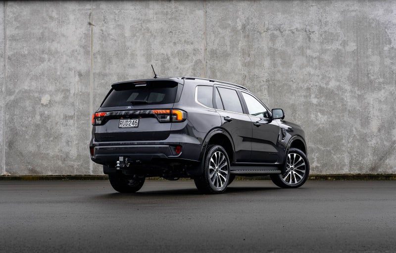 2026 Ford Everest PLATINUM 4x4 3.0D V6 10 Auto, photo 3