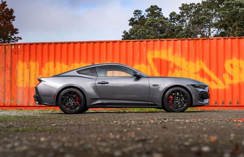 2025 Ford Mustang 5.0 V/8 Black Edition 6MT, photo 2