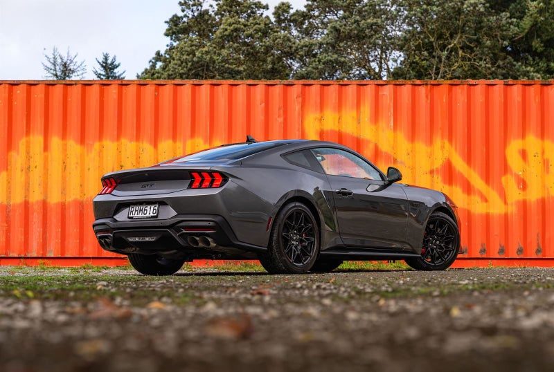 2025 Ford Mustang 5.0 V/8 Black Edition 6MT, photo 3