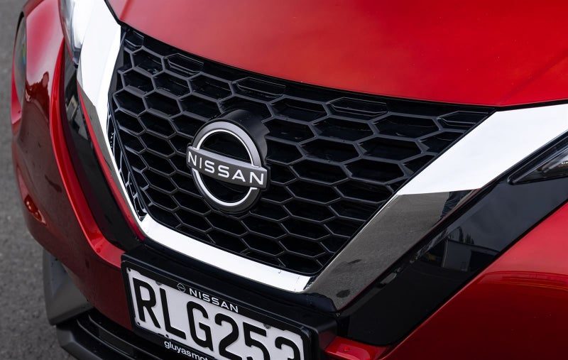2025 Nissan Juke ST 1.0T, photo 2