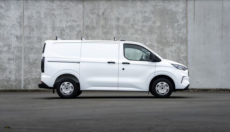 2026 Ford Transit CUSTOM 320 SWB, photo 2