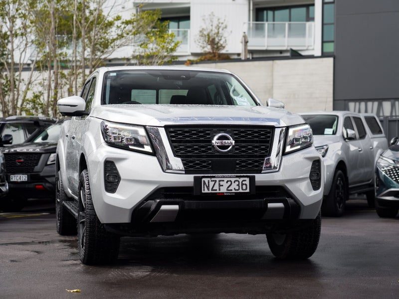 2022 Nissan Navara ST-X 2.3D 4WD 7A 4Dr Ute, photo 3