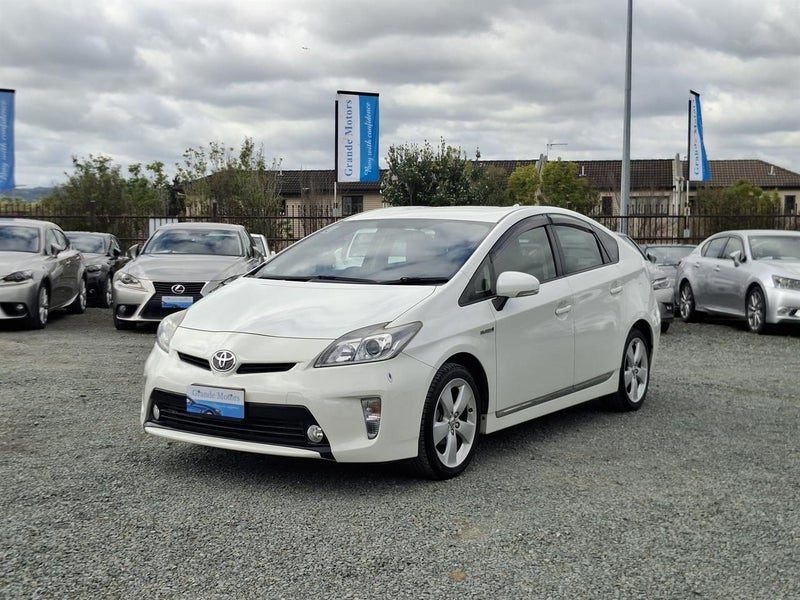 2012 Toyota Prius S Package.Rear camera.8 Airbags., photo 3