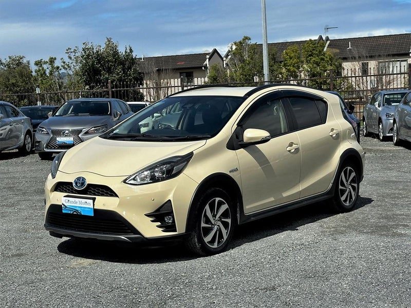 2018 Toyota Aqua Cross Crossover, photo 3