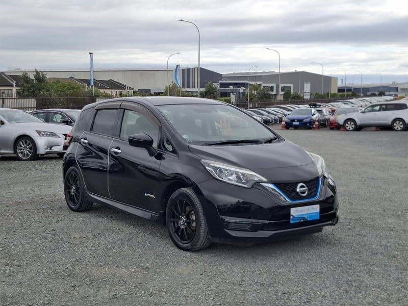2017 Nissan Note E- Power, main photo