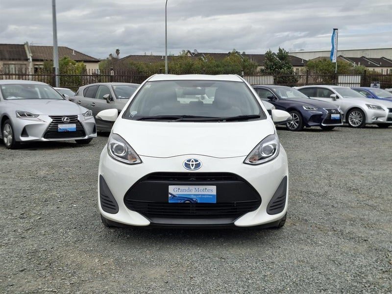 2019 Toyota Aqua Facelift. SRS Airbags., photo 2
