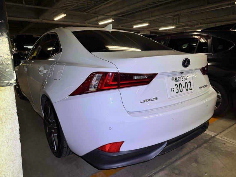 2013 Lexus IS 300h F-Sport Hybrid in Transit, photo 3