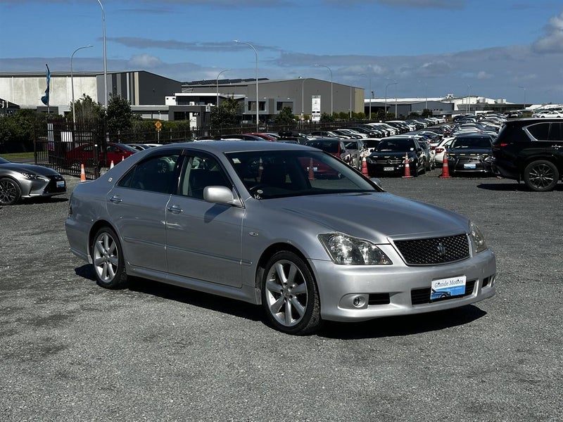 2005 Toyota Crown Athlete