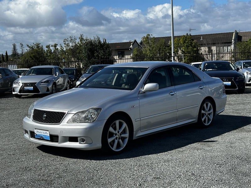 2005 Toyota Crown Athlete, photo 3