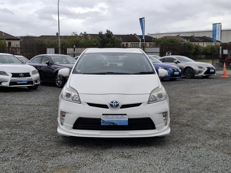 2014 Toyota Prius S pack.Rear cam.Park sensors., photo 2